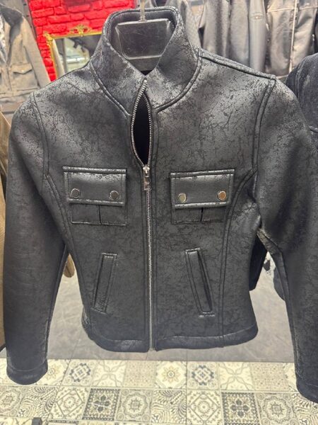 Apparel — TGmQBUI3jUSZ view 3