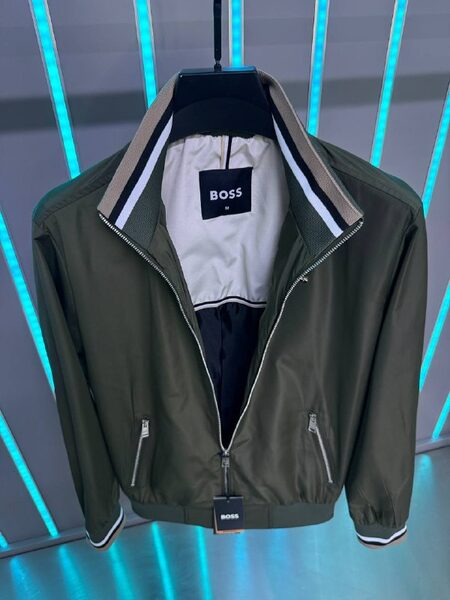 Apparel — TGmRDY33MHHo view 2
