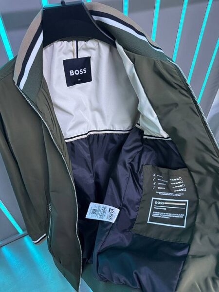 Apparel — TGmRDY33MHHo view 4