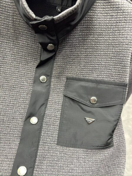 Apparel — TGmWDwQFzti4 view 5