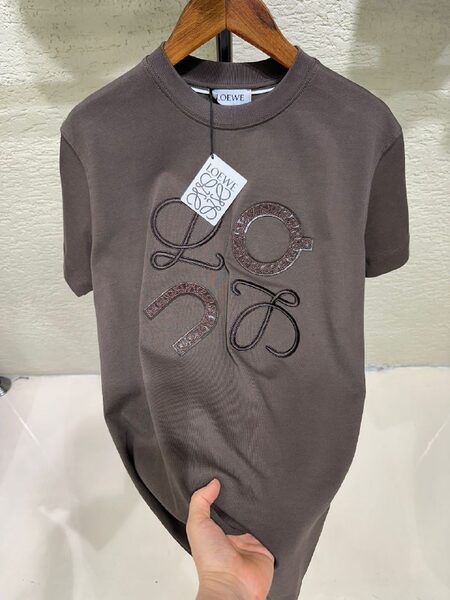 Apparel — TGmXcd1lXAL7 view 2