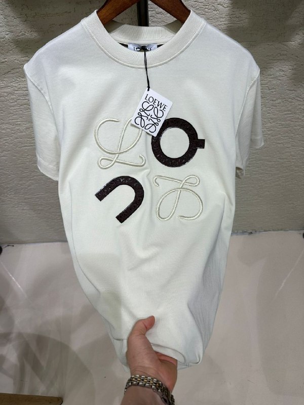 Apparel — TGmXcd1lXAL7 view