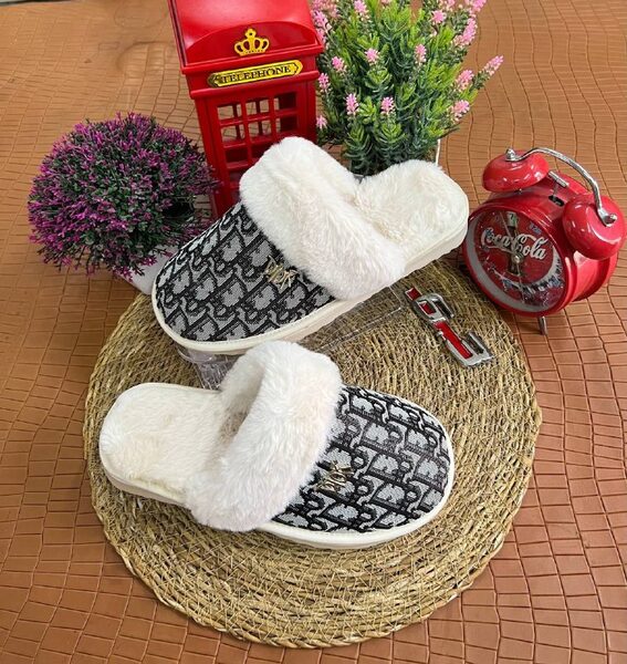 Women's Shoes — TGm_O6uIKytM view 7