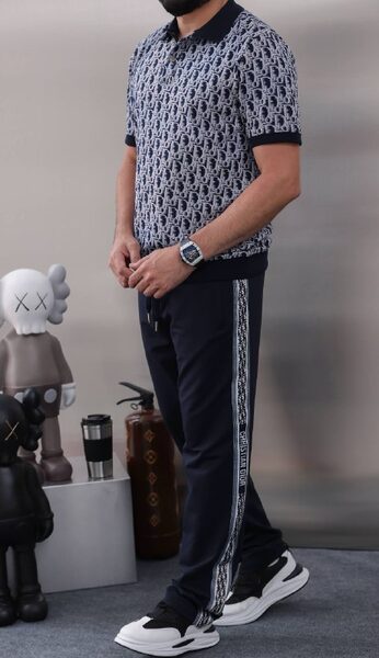 Apparel — TGmmzei_j8zz view 2