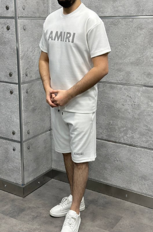 Apparel — TGmnkGcsD_uo