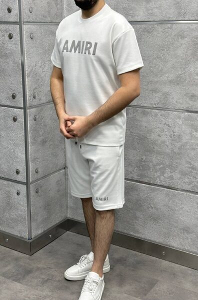 Apparel — TGmnkGcsD_uo