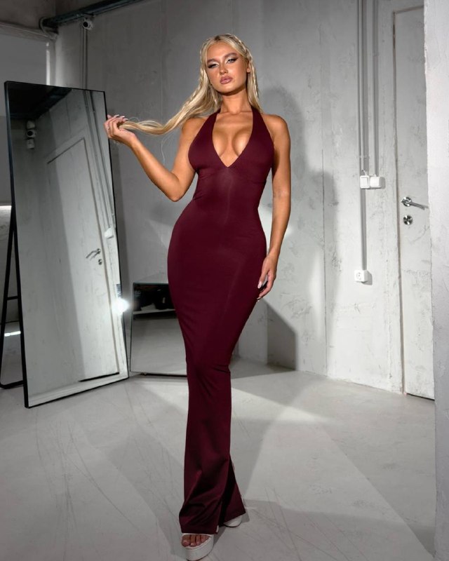Apparel — TGmtxPp3xLBM view