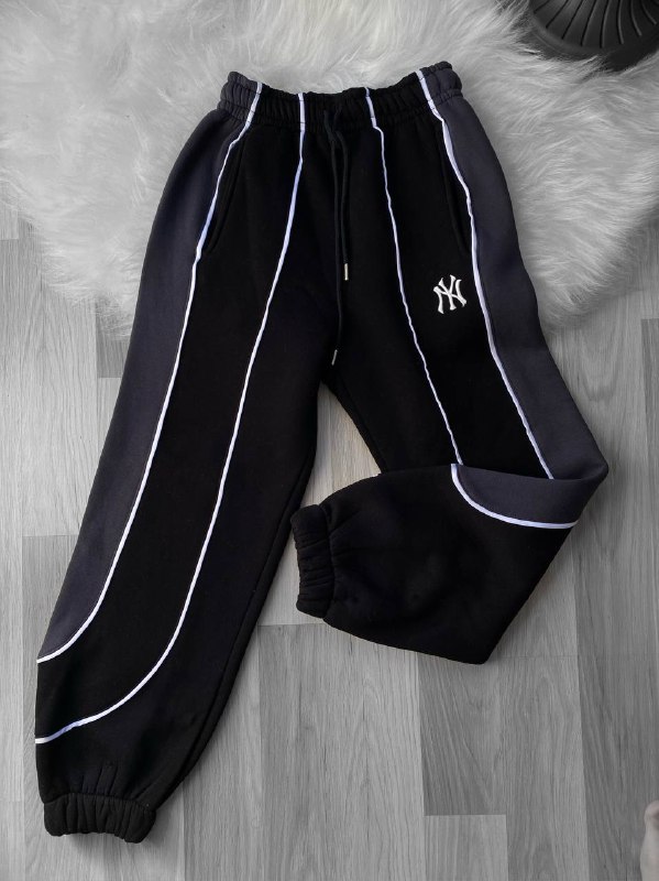 Apparel — TGn3aL0A6azs view