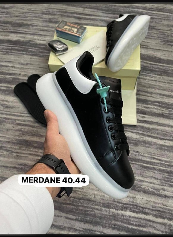 Men's Sneakers — TGnCPgnxMem2 view