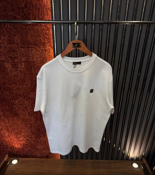 Apparel — TGnCfMA7Eris view 3