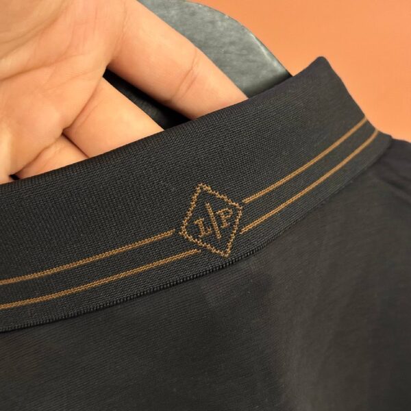 Apparel — TGnDcc2h2tpG view 5