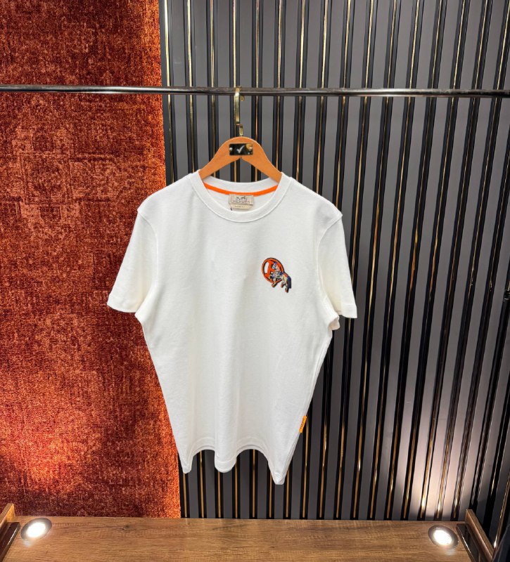 Apparel — TGnEb4yNL4vx view