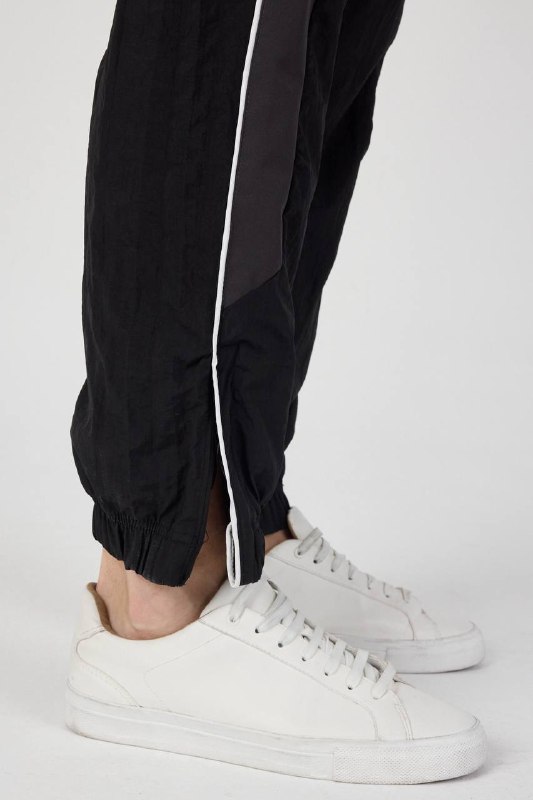 Apparel — TGnI915MP0Fc view