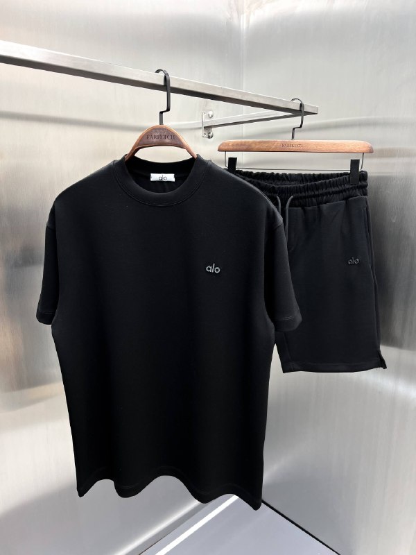 Apparel — TGnN8EyTovZN