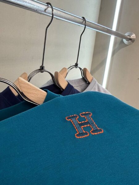 Apparel — TGnPUVs3GY1r view 2