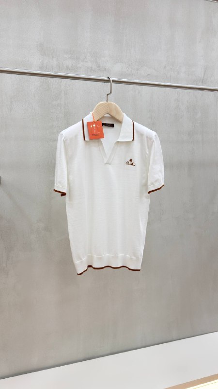 Apparel — TGnY1XHk4u34 view