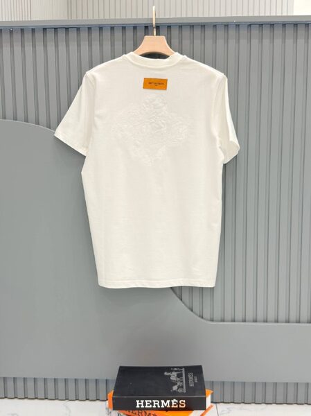 Apparel — TGnZEZRqYrK5 view 2