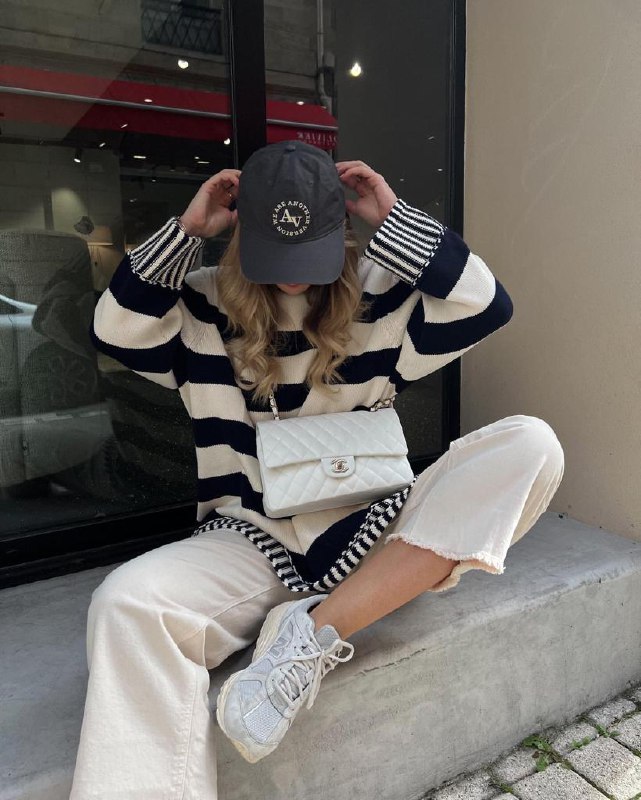 Apparel — TGncQ02UKIAS view
