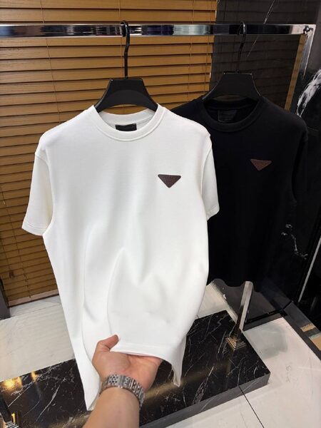 Apparel — TGnhINi8VTSk