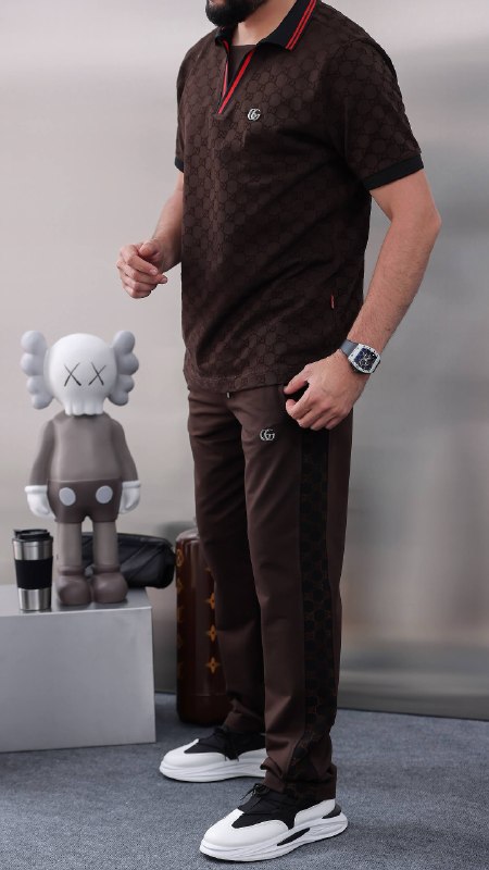 Apparel — TGnm1wwqR89M view