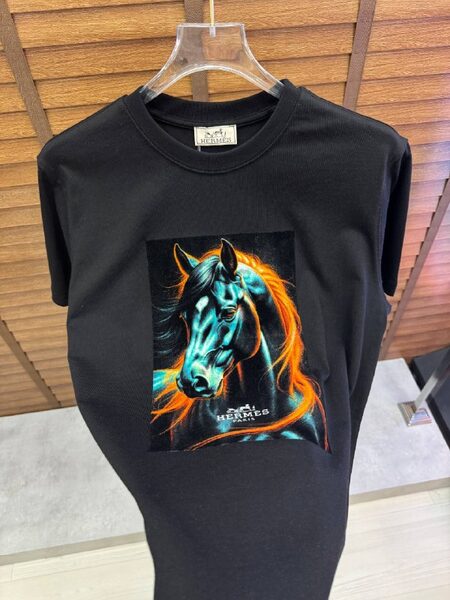 Apparel — TGnmWK1zgvQ_