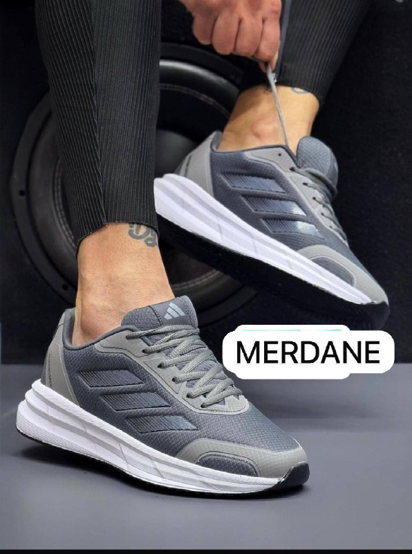 Men's Sneakers — TGnu9by0TdUA