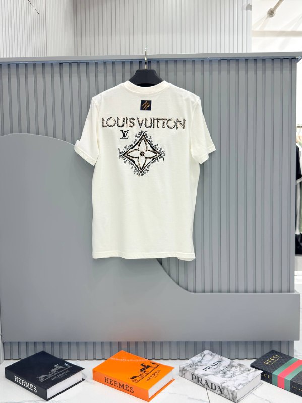 Apparel — TGnvJIBCmrRn view