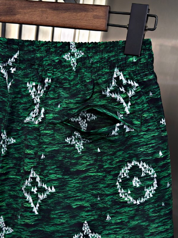 Apparel — TGnvlZEx2CoN view
