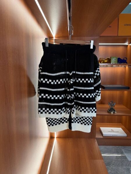 Apparel — TGoGGjHWlYd9 view 2