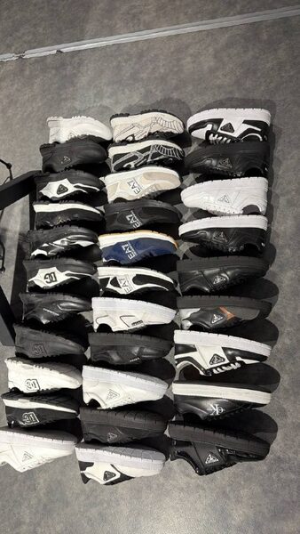 Men's Sneakers — TGoHOo3F9Jhy view 3