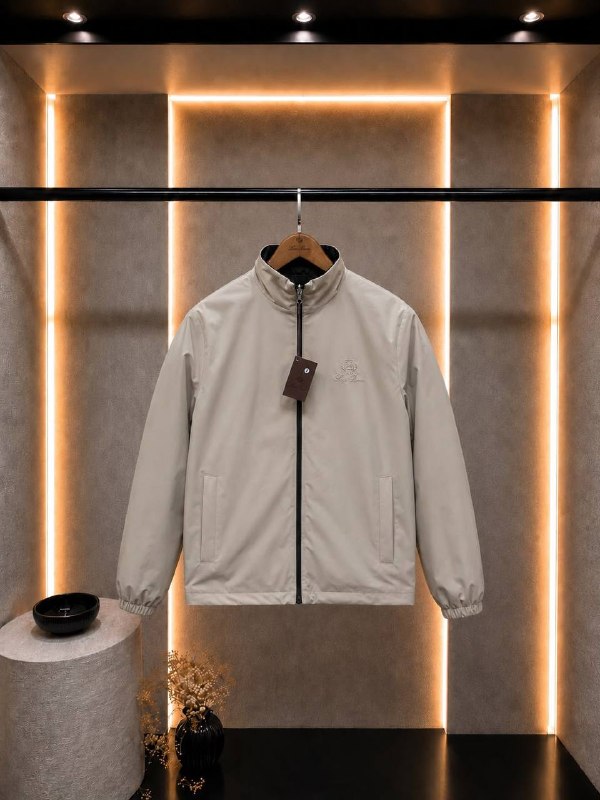 Apparel — TGoO3OFTxDWb