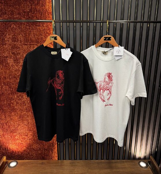 Apparel — TGoPFK1gqxdO view 3