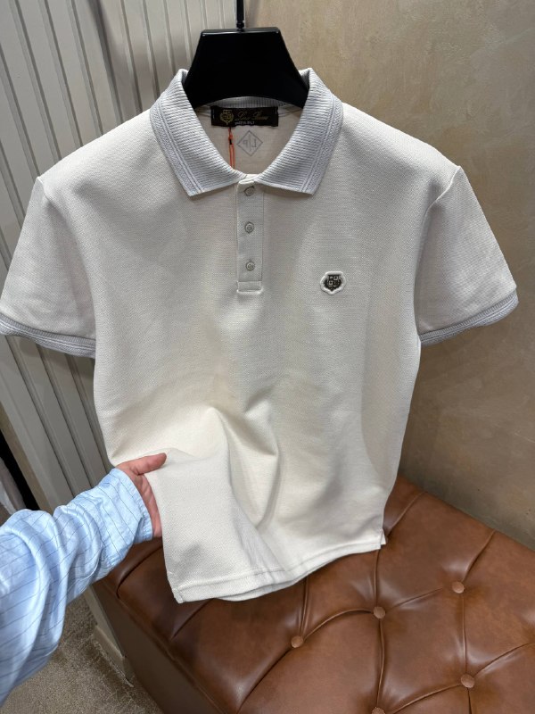 Apparel — TGoRbPZ9VYMG