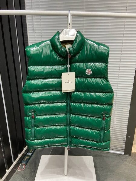 Apparel — TGoSk2qd0vlM view 2