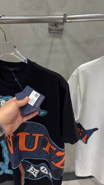 Apparel — TGoVW69bjzjs