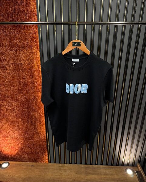 Apparel — TGod0JOOrlwS