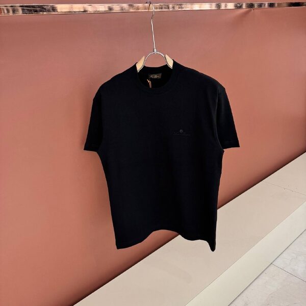 Apparel — TGoqwC1gsuDb view 2