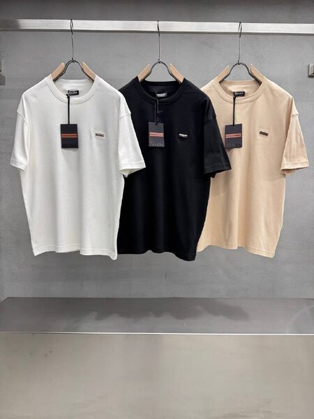 Apparel — TGotSpUcZwLs
