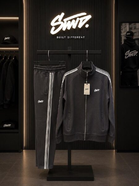 Apparel — TGp2nBwGbOjF view 3