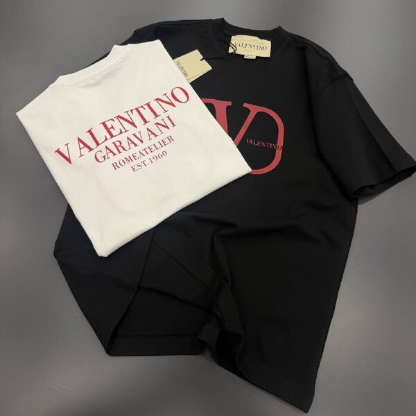 Apparel — TGp8cHTYJ0Yg view 3