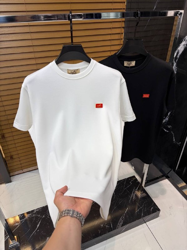 Apparel — TGp9Ch7qxee0