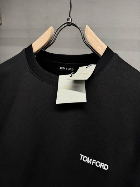 Apparel — TGpGHINk1IaE view 5