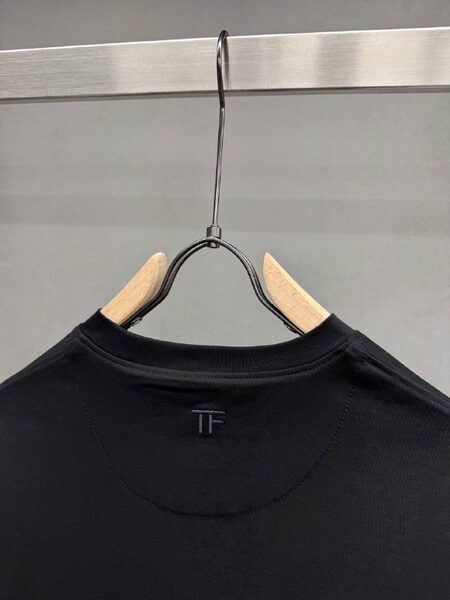 Apparel — TGpGHINk1IaE view 6