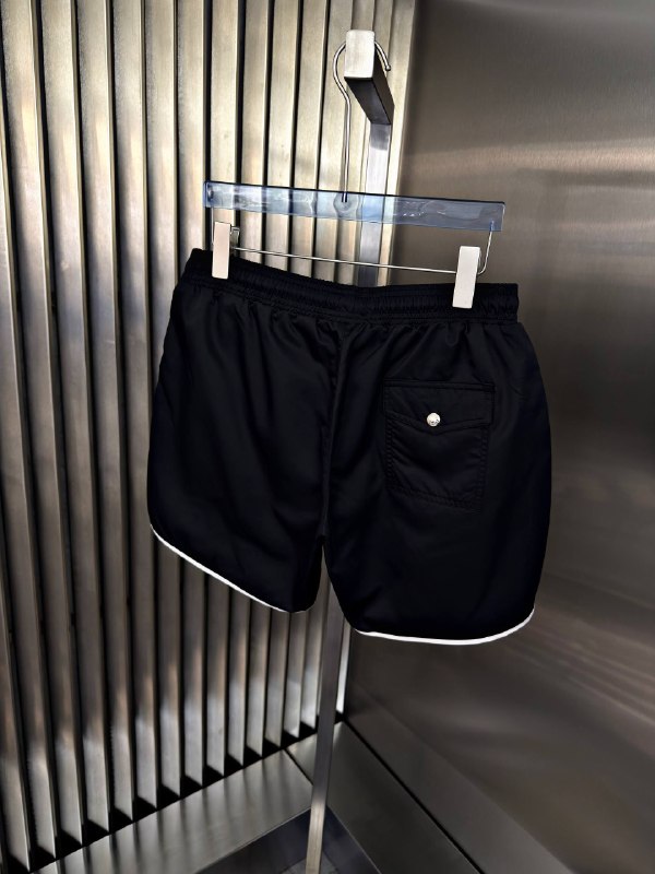 Apparel — TGpQG74SQtq8