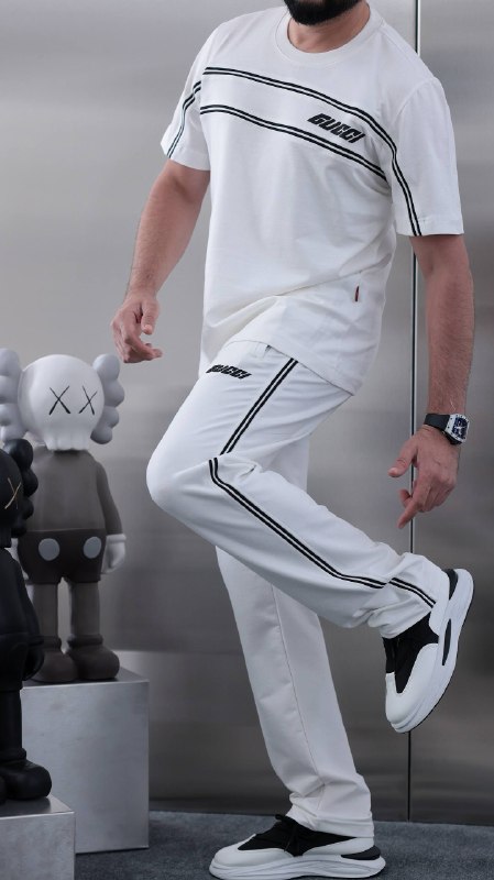 Apparel — TGpUuEV4KZmv