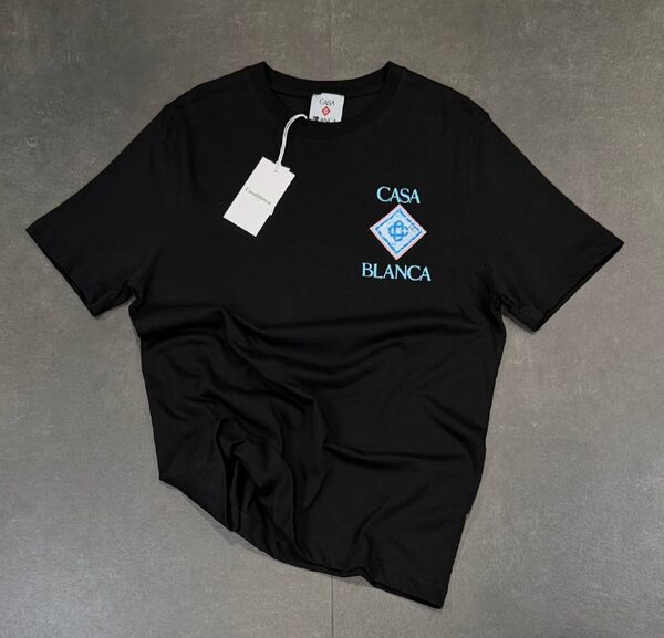 Apparel — TGp_xKJO80m4 view 3