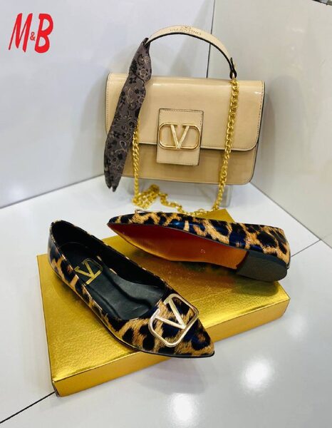Women's Shoes — TGpcm5sNbdcA view 2