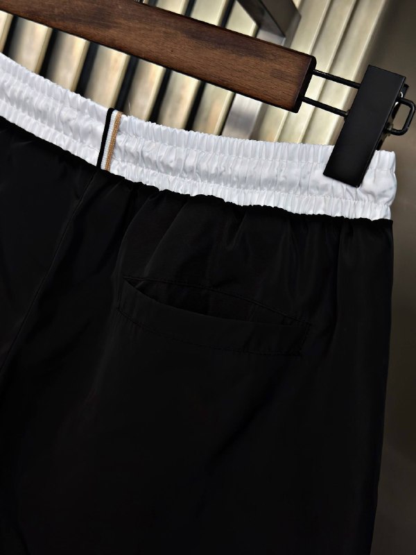 Apparel — TGph-iTPN6DO view