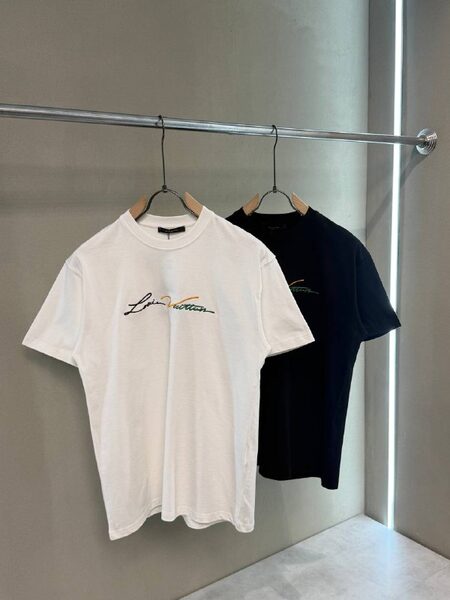 Apparel — TGpkgqWHUovw view 3