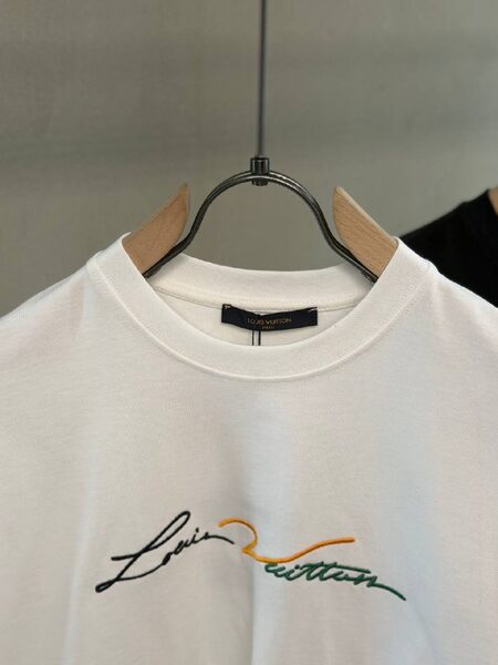 Apparel — TGpkgqWHUovw view 6